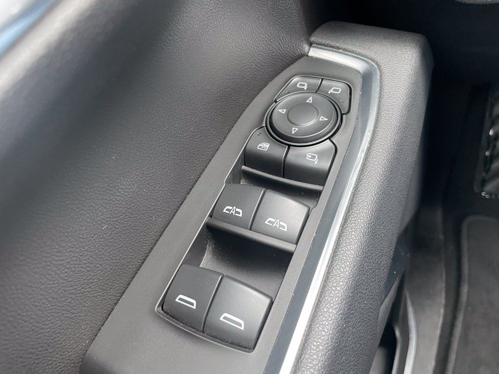 Used 2025 GMC Sierra 1500 SLT AWD/4WD image 26