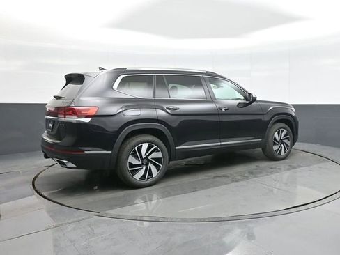 New 2026 Volkswagen Atlas SEL image 7