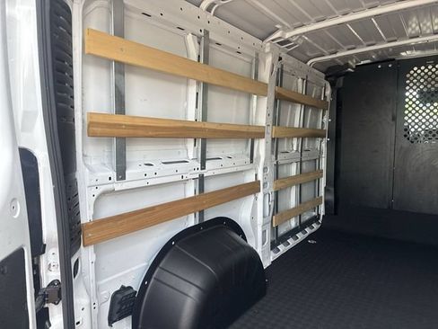 Used 2025 RAM ProMaster 2500 w/ U-Haul Equipment Group FWD image 26