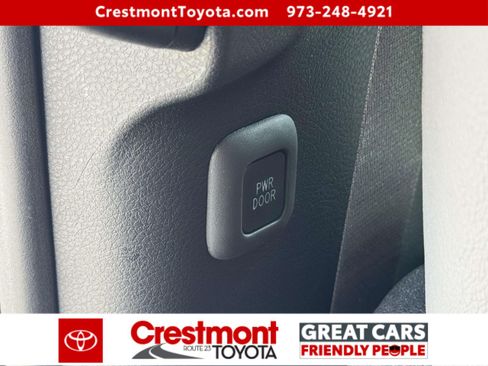 Certified 2025 Toyota Sienna XLE AWD/4WD image 12