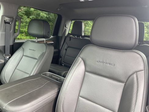 Used 2023 GMC Sierra 1500 Denali w/ Technology Package AWD/4WD image 30