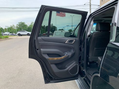 Used 2017 GMC Yukon Denali AWD/4WD image 34