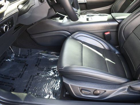 Used 2024 Ford Mustang GT Premium image 15