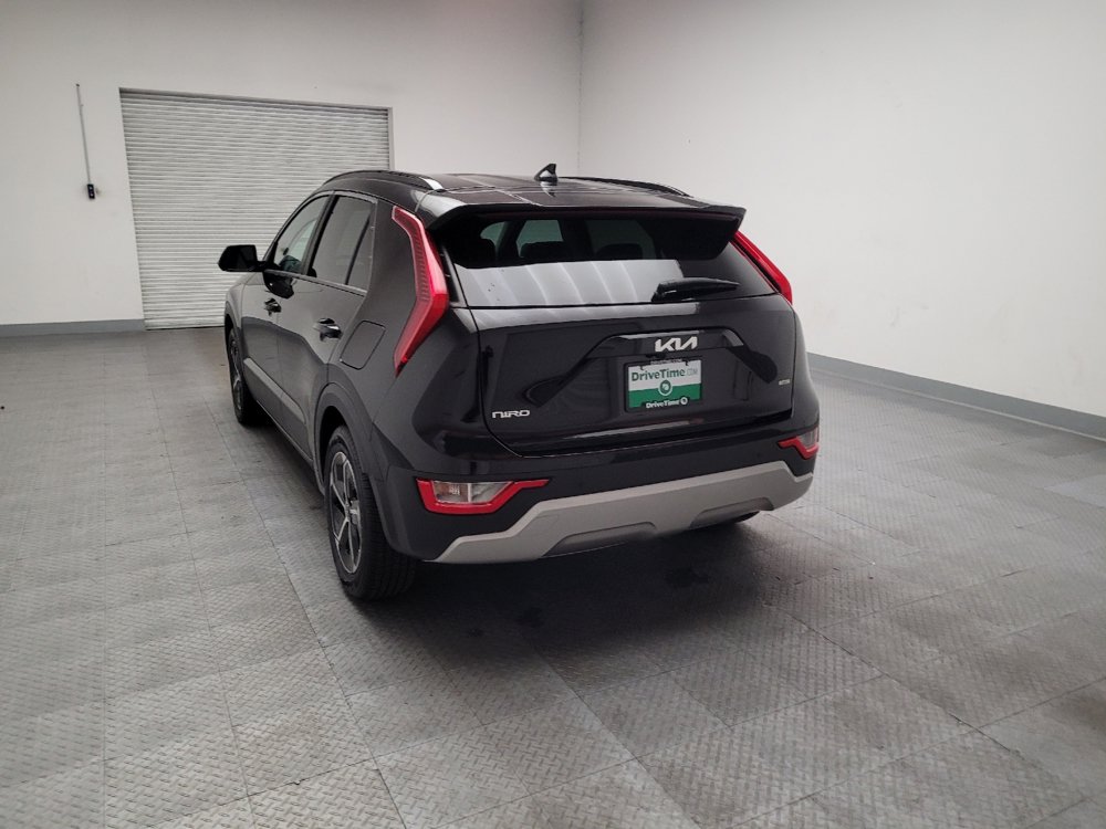 Used 2023 Kia Niro EX FWD image 6