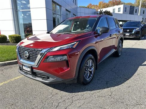 Certified 2021 Nissan Rogue S image 4