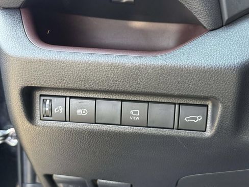 Used 2019 Toyota RAV4 Limited w/ Advanced Technology Package AWD/4WD image 36