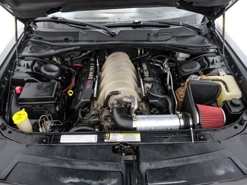 Used 2009 Dodge Challenger SRT8 w/ SRT Option Group II RWD image 42