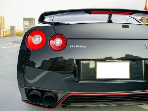 Used 2014 Nissan GT-R Premium w/ Premium Interior Package image 71