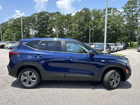 Used 2026 Kia Seltos LX FWD image 30