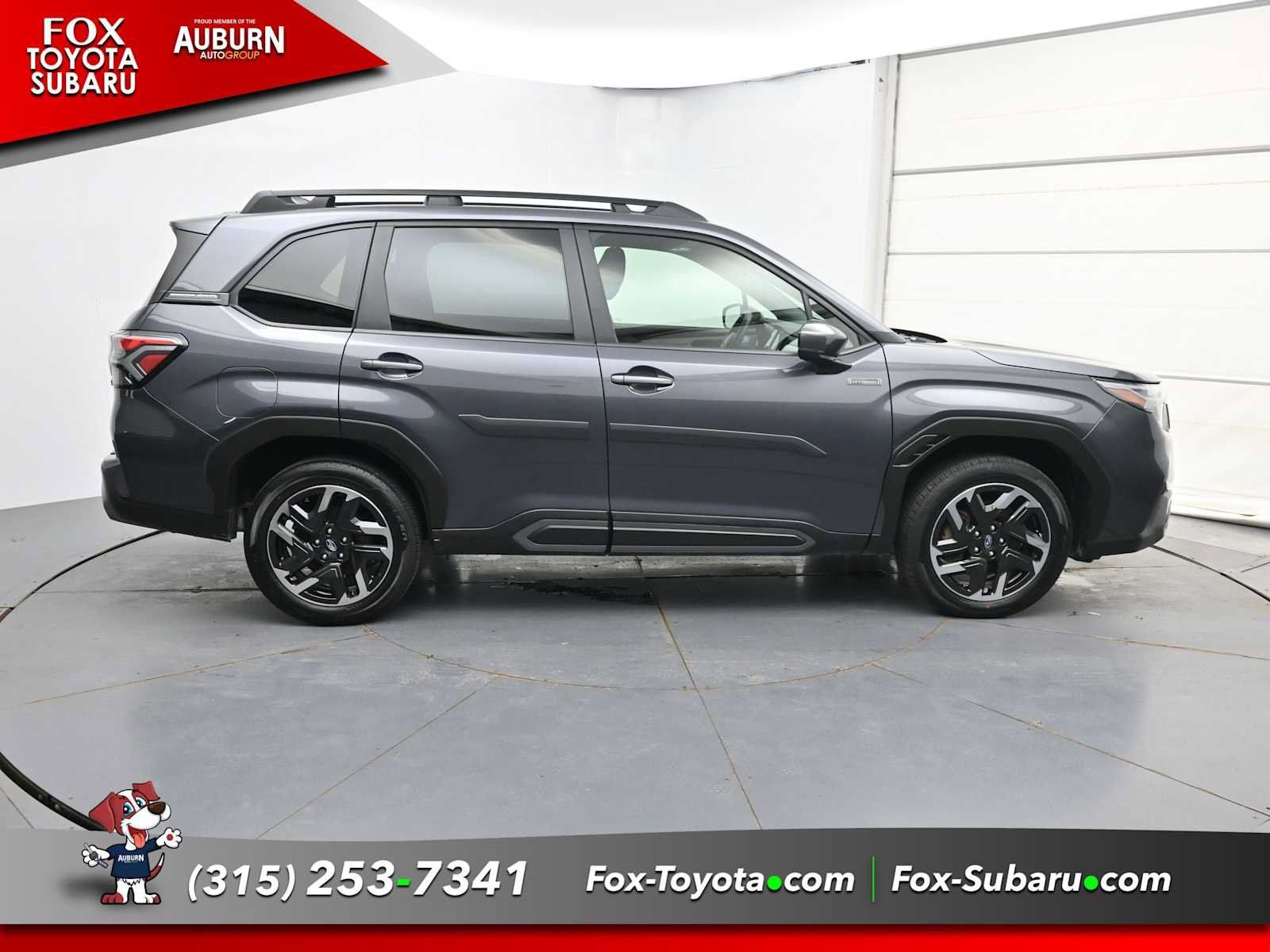Used 2025 Subaru Forester Limited AWD/4WD image 17