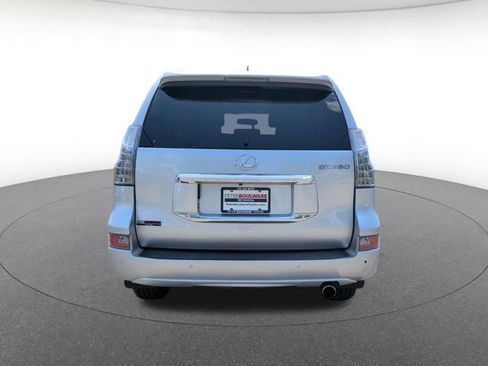 Used 2018 Lexus GX 460 Premium w/ Premium Package AWD/4WD image 4