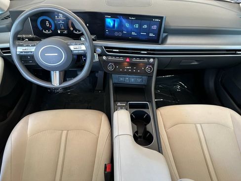Used 2025 Hyundai Sonata SEL FWD image 12