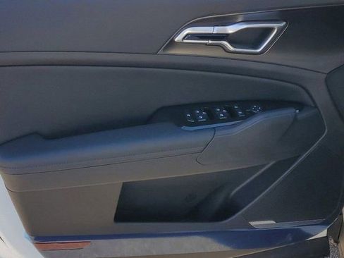 New 2025 Kia Sportage EX w/ EX Premium Package image 5