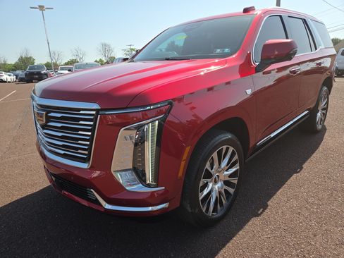 Used 2025 Cadillac Escalade Premium Luxury Platinum w/ LPO, Floor Liner Package AWD/4WD image 7