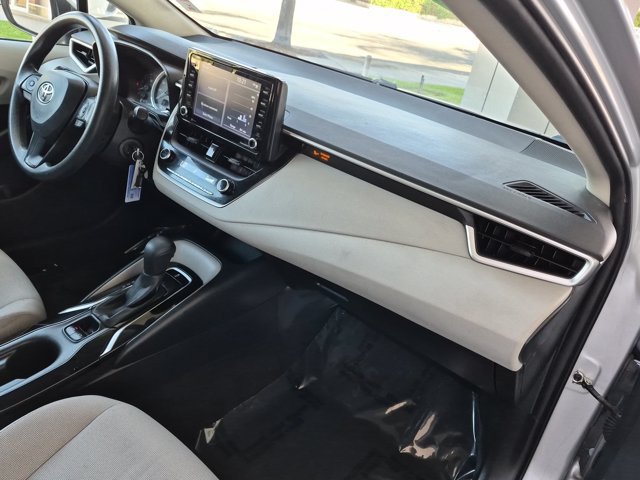 Used 2022 Toyota Corolla LE FWD image 6