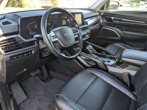 Used 2025 Kia Telluride S image 13