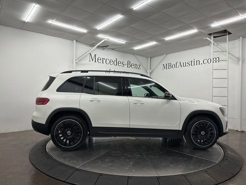 New 2026 Mercedes-Benz GLB 250 image 8