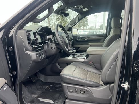 Certified 2024 Chevrolet Silverado 1500 ZR2 w/ Technology Package image 14