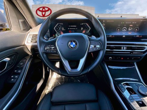 Used 2023 BMW 330i Sedan w/ Convenience Package image 5