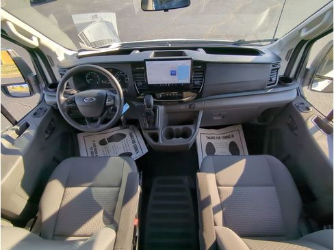 Used 2025 Ford Transit 350 XLT image 13