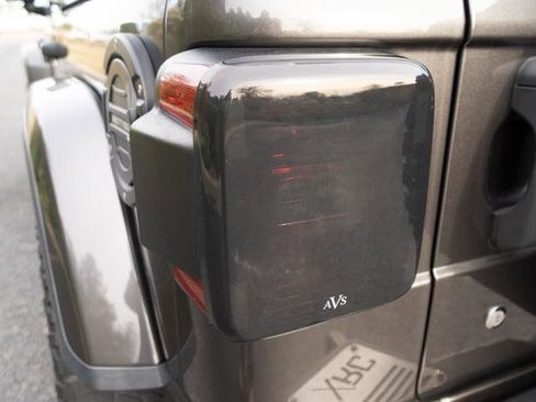 Used 2019 Jeep Wrangler Unlimited Sahara w/ Quick Order Package 24M Moab image 41