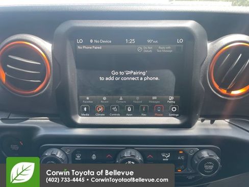 Used 2020 Jeep Gladiator Mojave AWD/4WD image 12