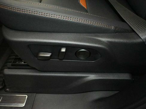 New 2026 GMC Sierra 2500 AT4 w/ AT4 Premium Plus Package AWD/4WD image 10