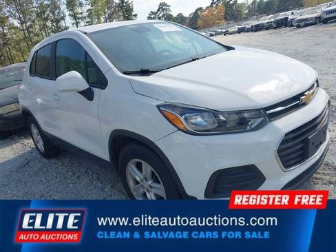 Used 2020 Chevrolet Trax LS w/ Tint and Cruise Package FWD image 1