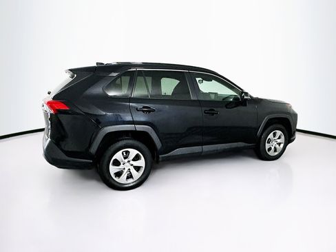 Used 2020 Toyota RAV4 LE image 10