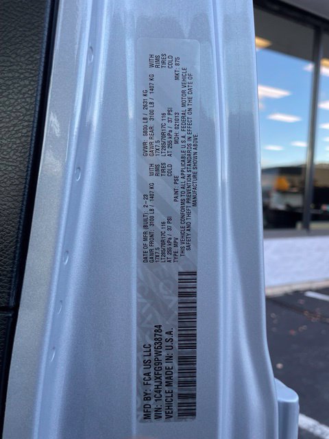 Used 2023 Jeep Wrangler Unlimited Rubicon AWD/4WD image 36
