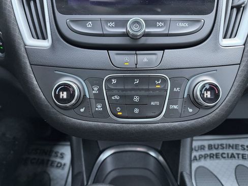 Used 2023 Chevrolet Malibu LT FWD image 28