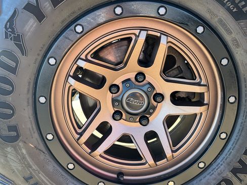 Used 2021 Jeep Gladiator Overland w/ Popular Equipment Package image 10