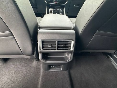 Certified 2024 Volkswagen Atlas Cross Sport SE AWD/4WD image 32