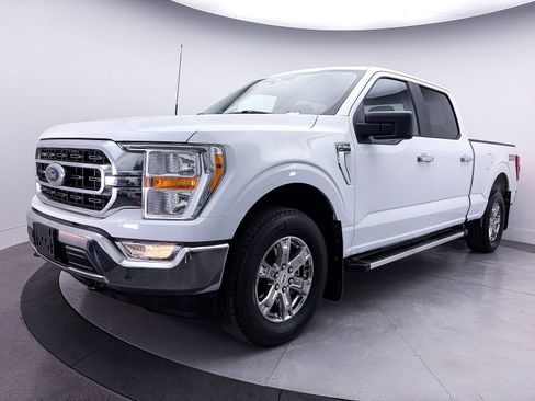 Used 2023 Ford F150 XLT w/ XTR Package AWD/4WD image 11