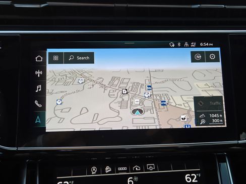 Used 2022 Audi Q7 Premium Plus image 26