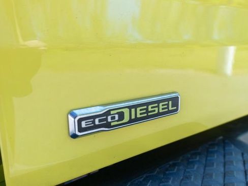 Used 2023 Jeep Gladiator Overland w/ Popular Equipment Package AWD/4WD image 10