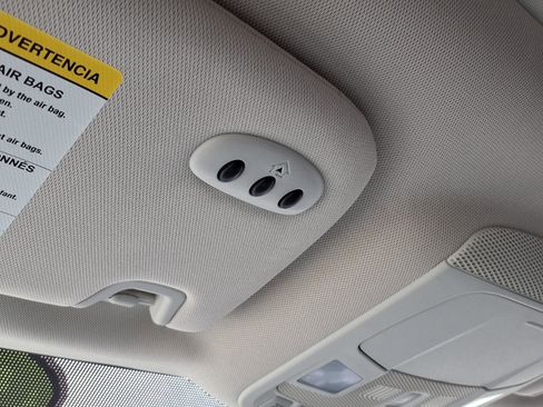 Used 2023 Ford Edge SEL w/ Convenience Package image 16