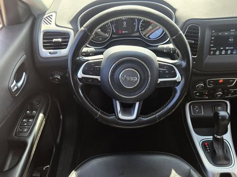 Used 2019 Jeep Compass Latitude w/ Safety & Security Group FWD image 13