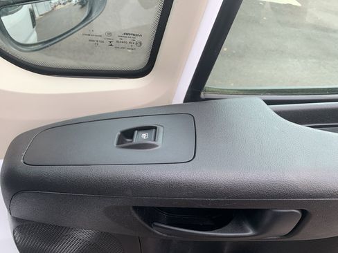 Used 2021 RAM ProMaster 2500 FWD image 36