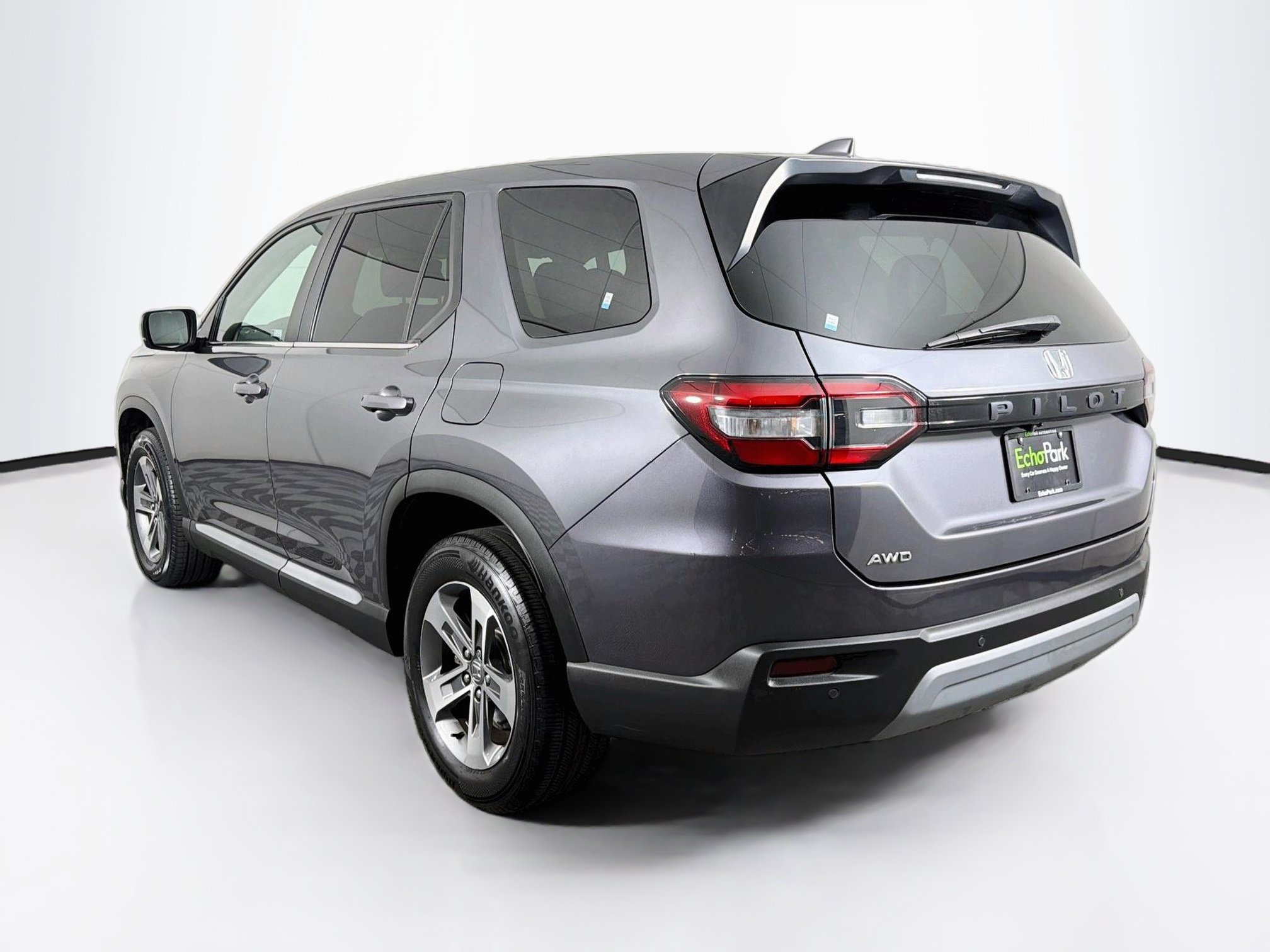 Used 2025 Honda Pilot EX-L image 5
