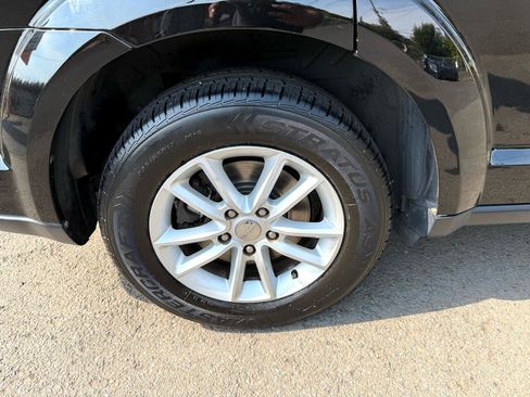 Used 2014 Dodge Journey SXT image 28