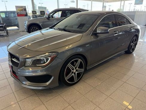 Used 2015 Mercedes-Benz CLA 250 image 8