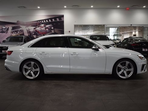 Used 2022 Audi S4 Premium Plus w/ Premium Plus Package image 12