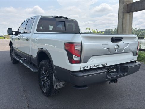 Used 2021 Nissan Titan Platinum Reserve w/ Moonroof Package AWD/4WD image 5
