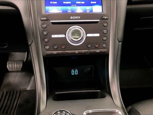 Used 2020 Ford Fusion Titanium AWD/4WD image 15