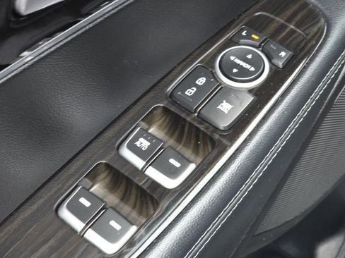 Used 2019 Kia Sorento L image 24