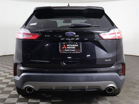 Used 2022 Ford Edge Titanium AWD/4WD image 10