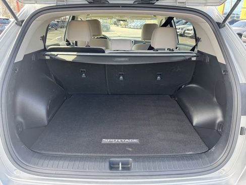 Certified 2020 Kia Sportage LX w/ LX Popular Package image 8