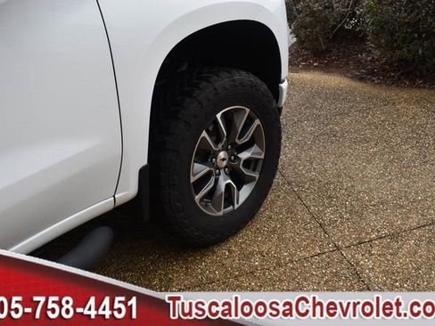 Used 2020 Chevrolet Silverado 1500 RST image 12