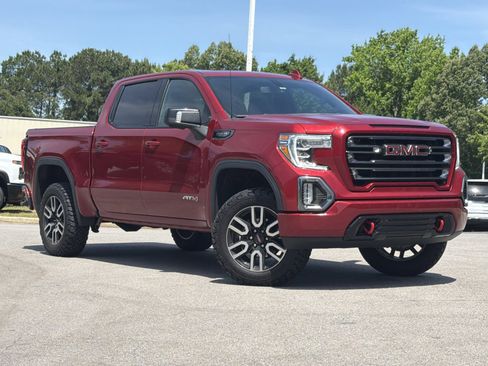 Used 2021 GMC Sierra 1500 AT4 w/ AT4 Preferred Package AWD/4WD image 2
